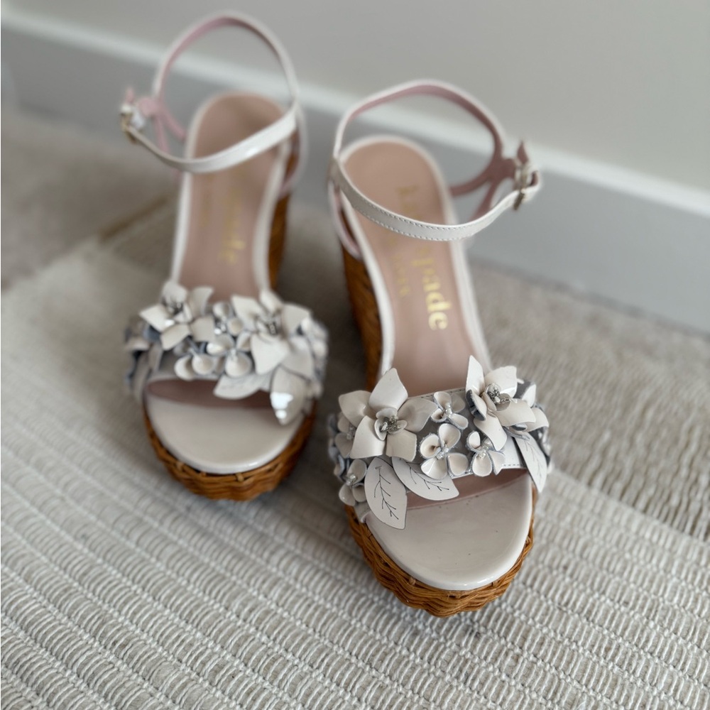 Elegant Floral Wedge Sandals